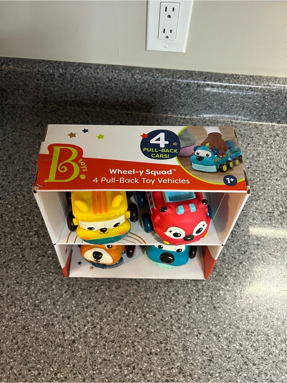 Set of 4 Colorful Animal Pull-Back Toy Cars - Yellow, Red, Orange, Blue